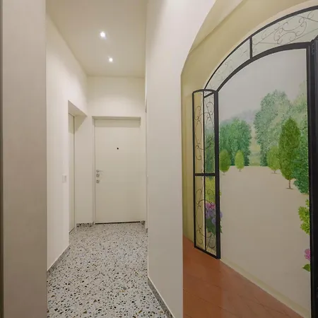 Daire Gian Giacomo Mora, 13 Raffinato Monolocale In Centro